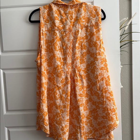 Terra & Sky Orange Sleeveless Blouse with Notched Collar - Picture 6 of 6